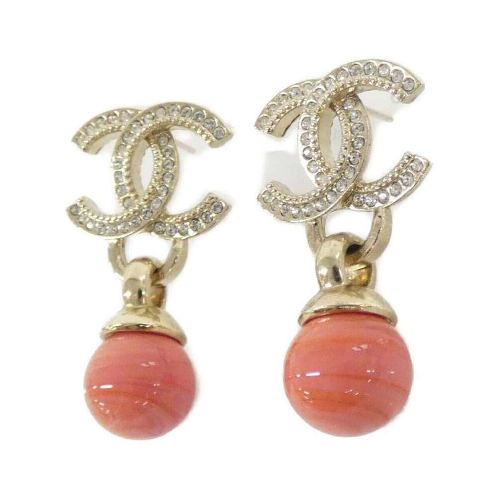 CHANEL Authentic Gold Earrings - Picture 2 of 3